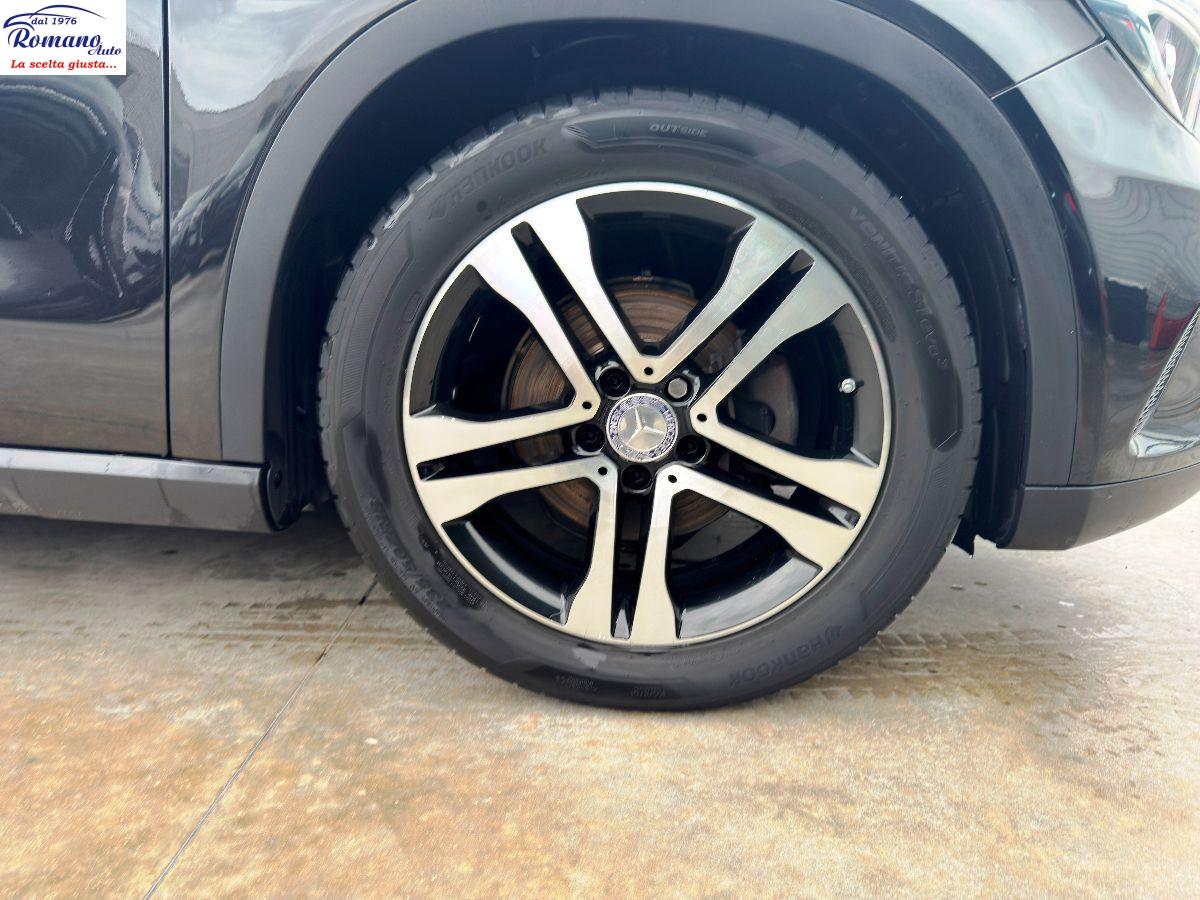 MERCEDES - Classe GLA - GLA 180 d Automatic Sport#TETTO APRIBILE!