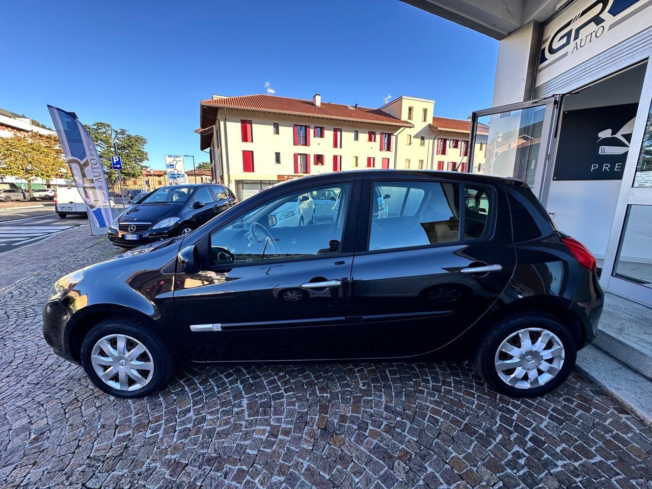 Renault Clio 1.2Bz 75Cv 5P Dynamique - Neopatentati