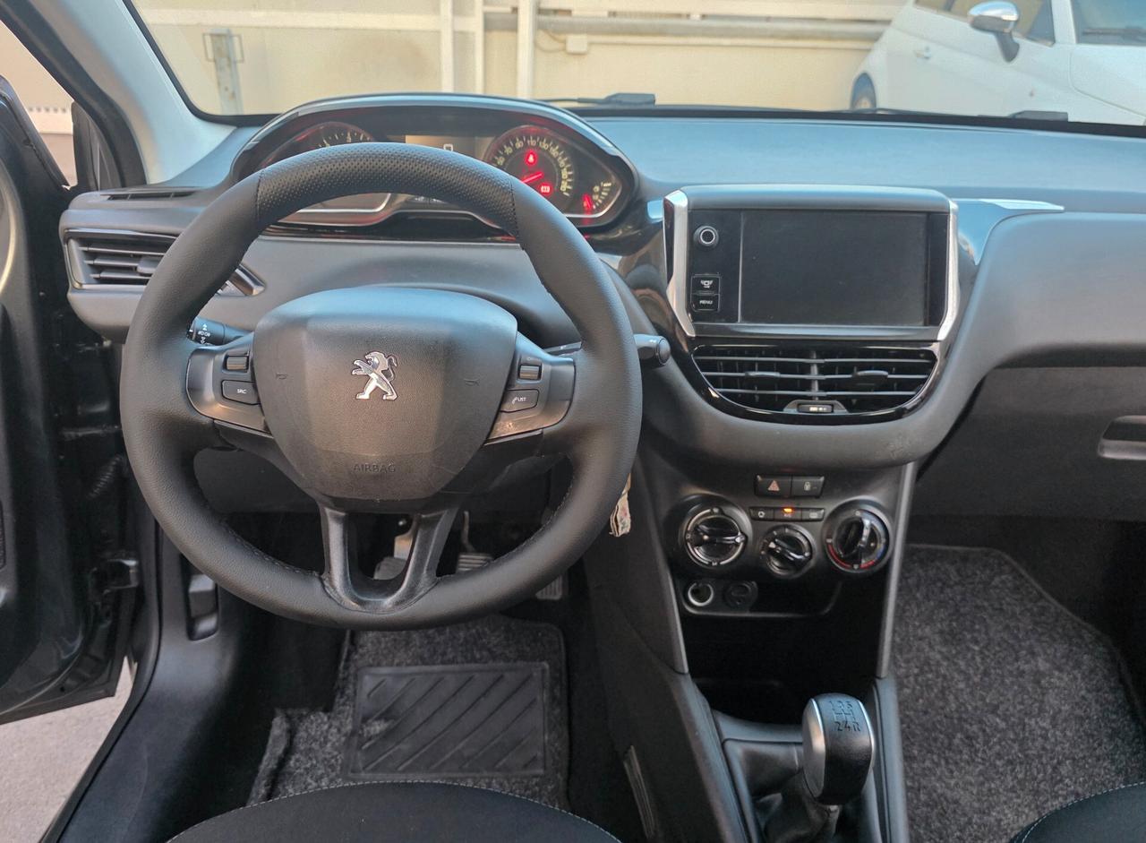 Peugeot 208 1.4 HDi 68 CV 5 porte Active 2014