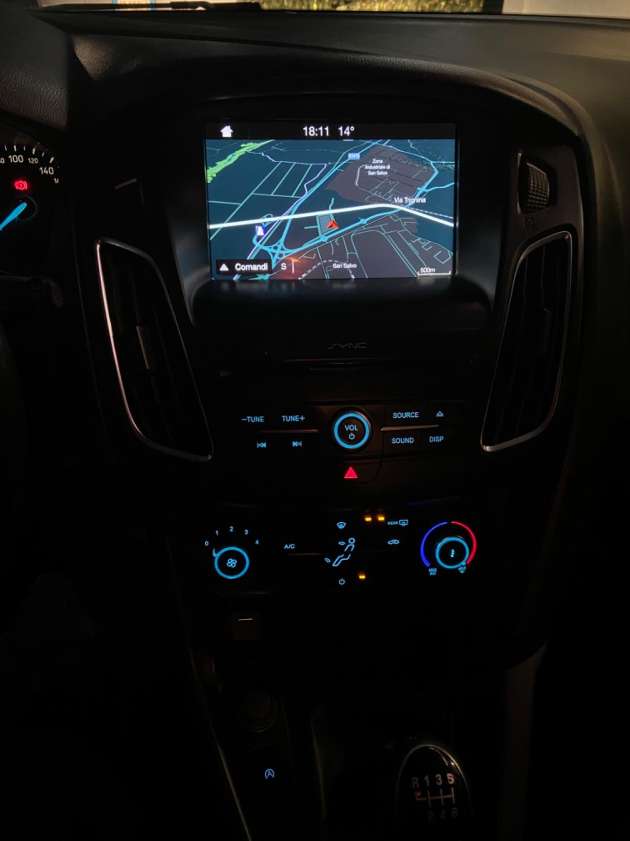 Ford Focus 1.5 TDCi 95 CV SW nuova garanzia12