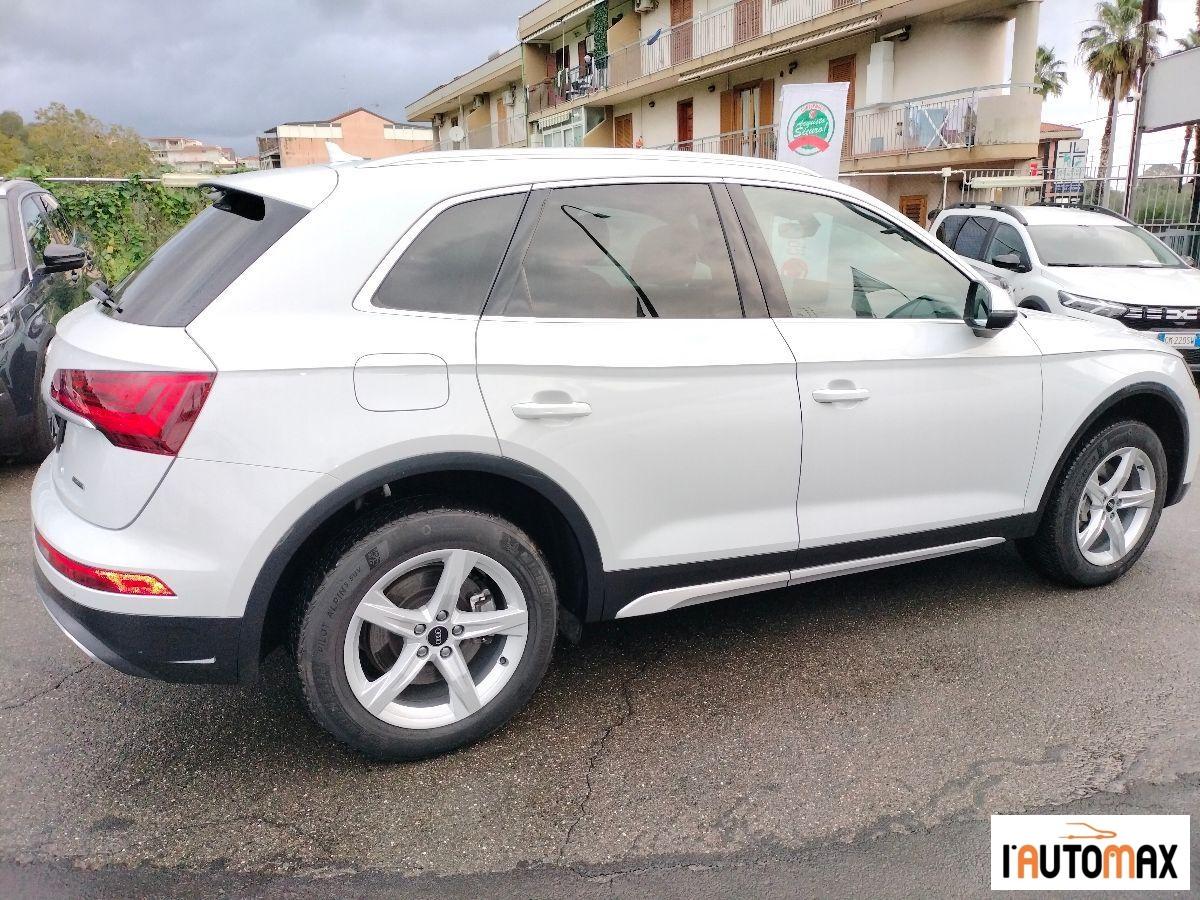 AUDI - Q5 40 2.0 tdi mhev 12V Business Advanced quattro s-tronic