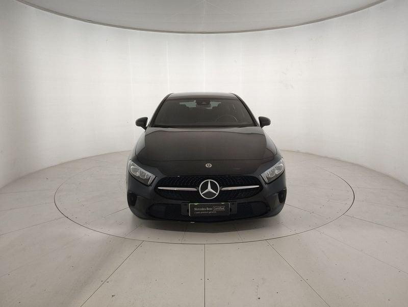 Mercedes-Benz Classe A A 180 d Sport Night edition auto