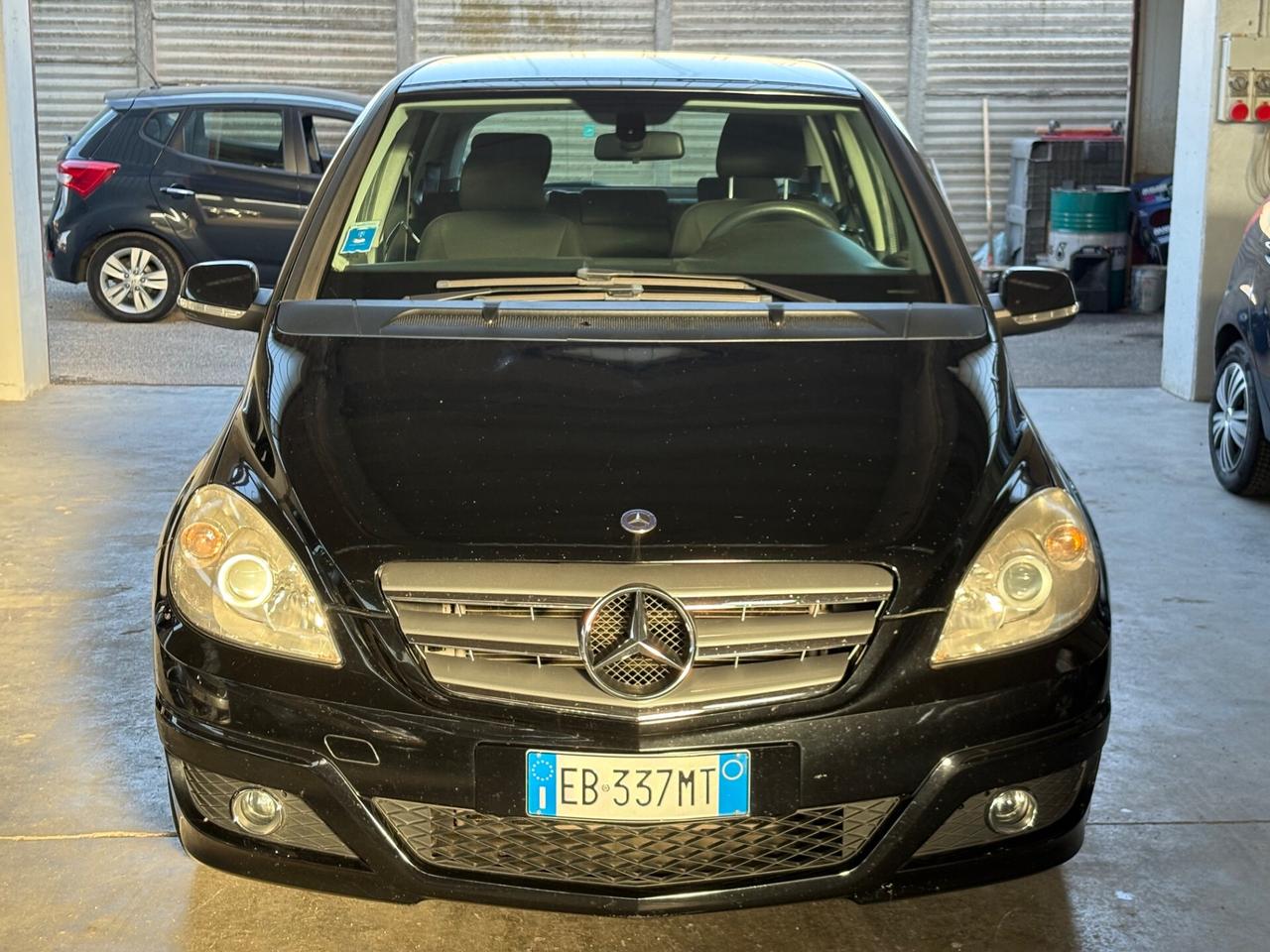Mercedes-benz B 180 NGT BlueEFFICIENCY Premium