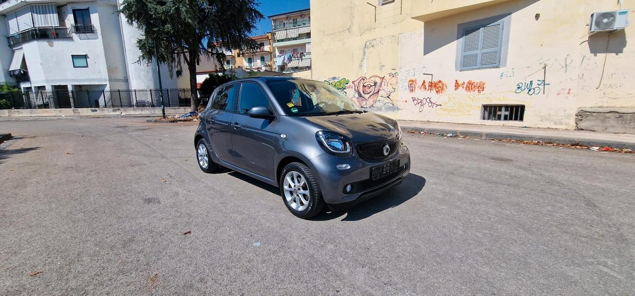 Smart ForFour 1.0 Benzina 70CV Passion