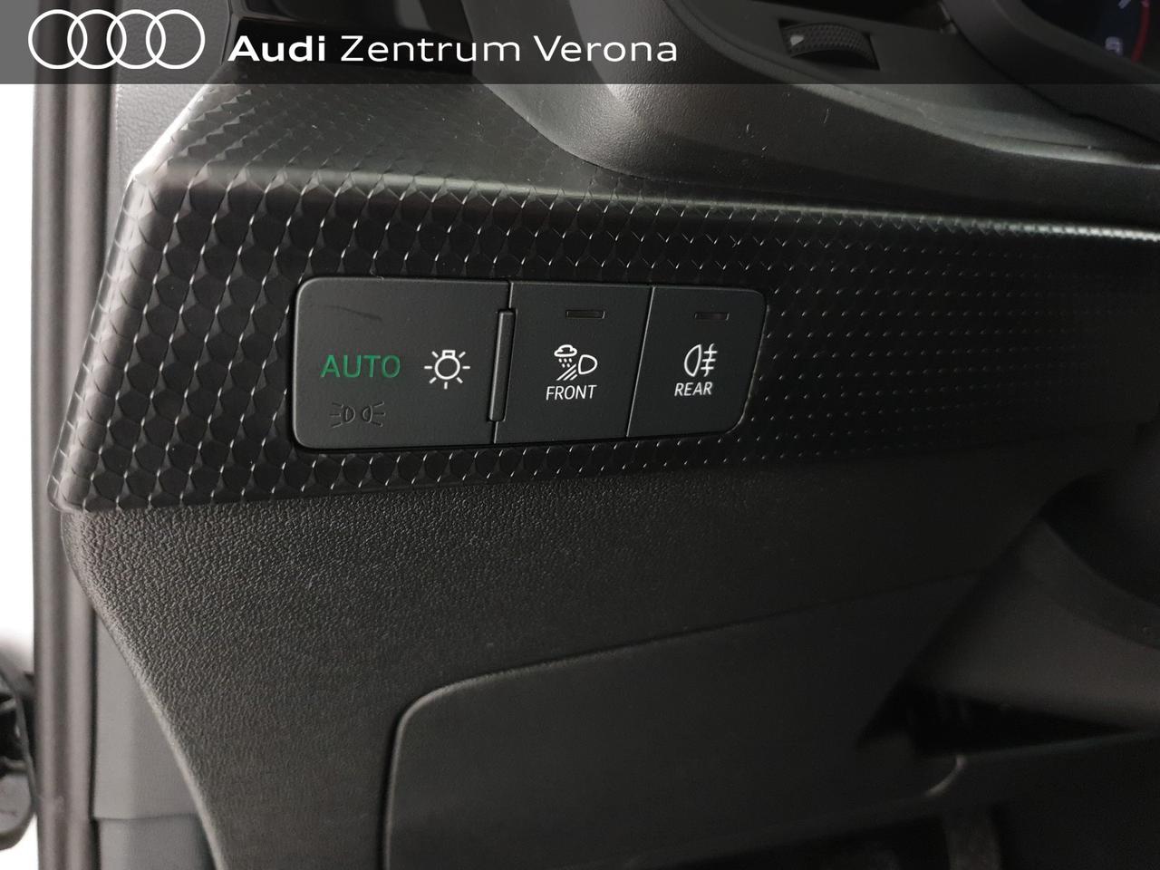 Allstreet 30TFSI 116CV S tronic Identity Contras