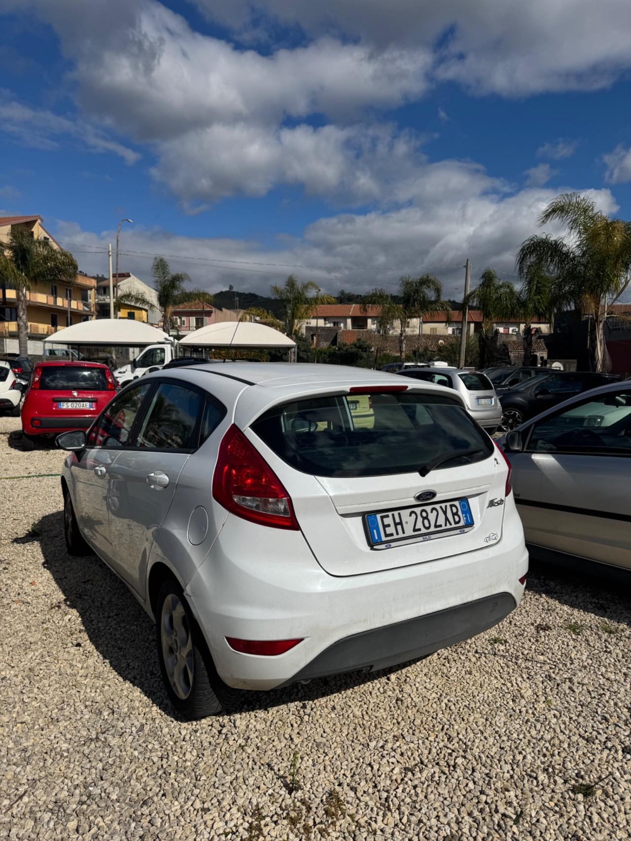 Ford Fiesta 1.4 TDCi 5p. Ghia