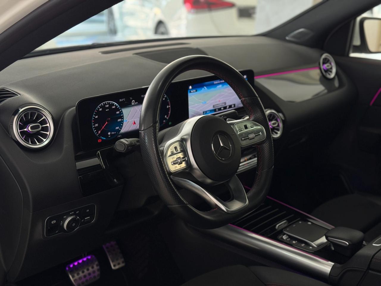 Mercedes GLA180d Automatic Premium AMG Tetto apribile