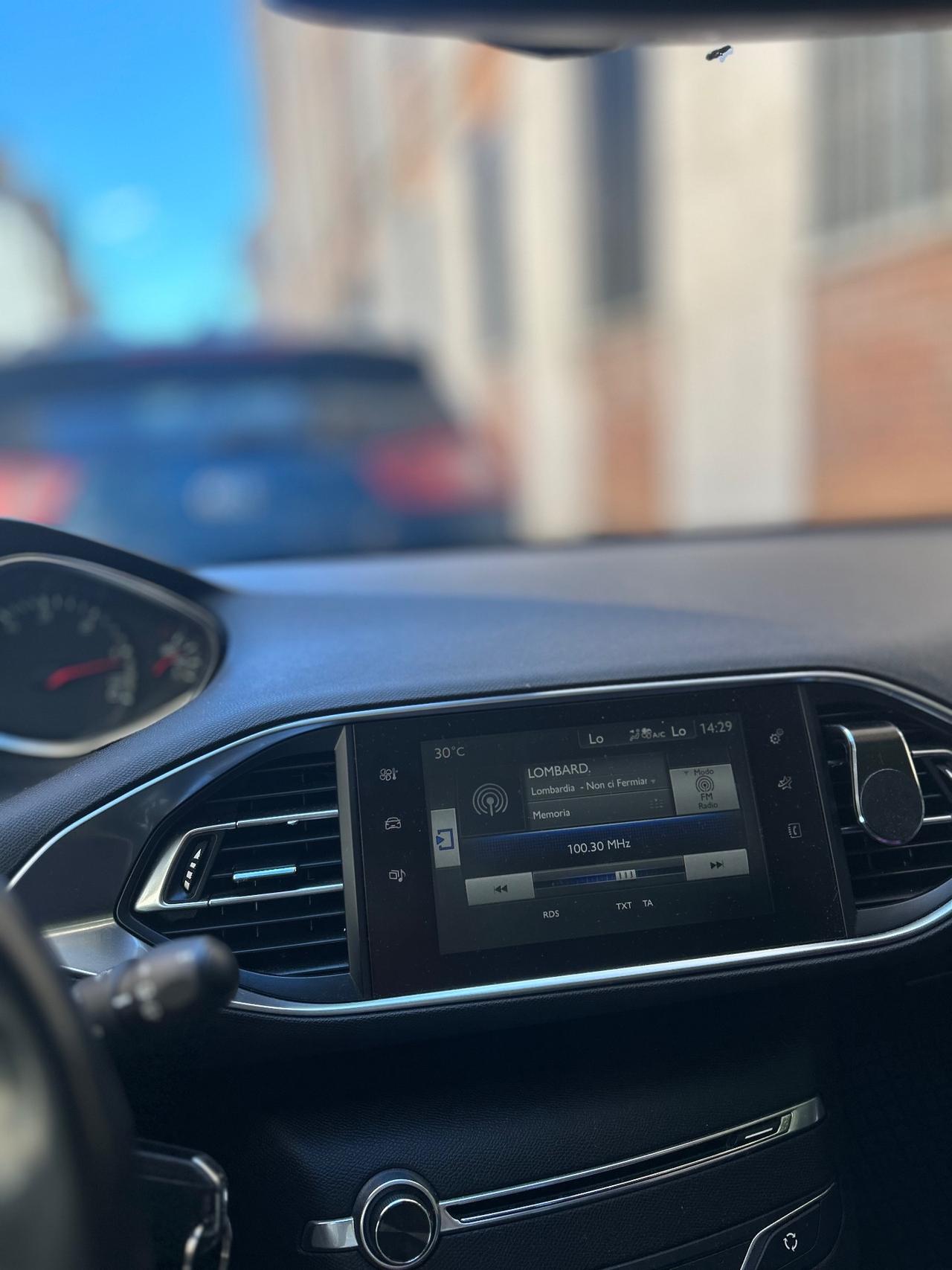 Peugeot 308 BlueHDi 150 S&S SW Allure