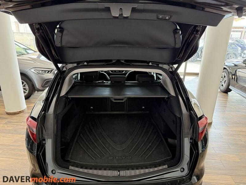 Alfa Romeo Stelvio Stelvio 2.2 Turbodiesel 160 CV AT8 RWD Business CONTO VENDITA
