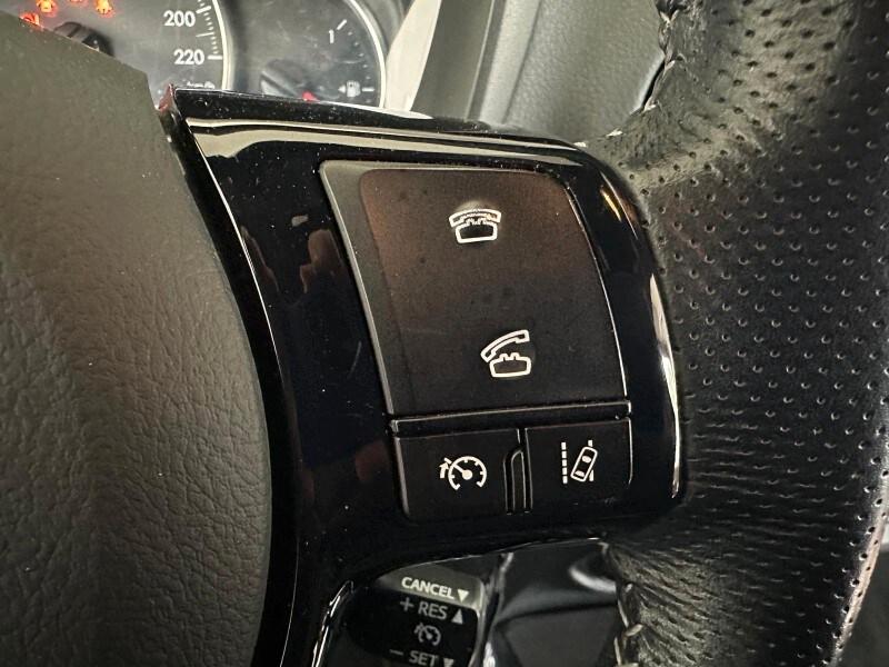 TOYOTA Yaris 3ª serie Yaris 1.0 5 porte Trend ...