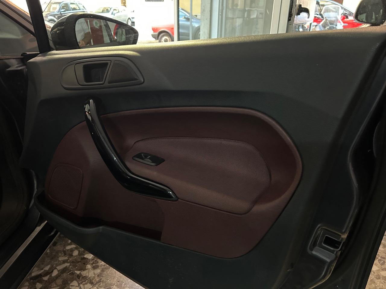 Ford Fiesta 1.4 TDCi Neo Patentati