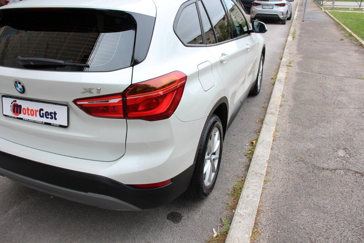 BMW X1 xdrive18d Advantage auto