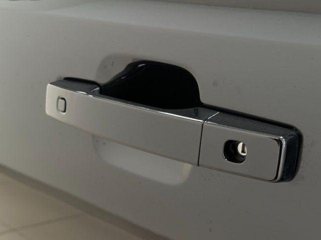 LAND ROVER Defender 110 3.0D I6 200 CV AWD Auto S