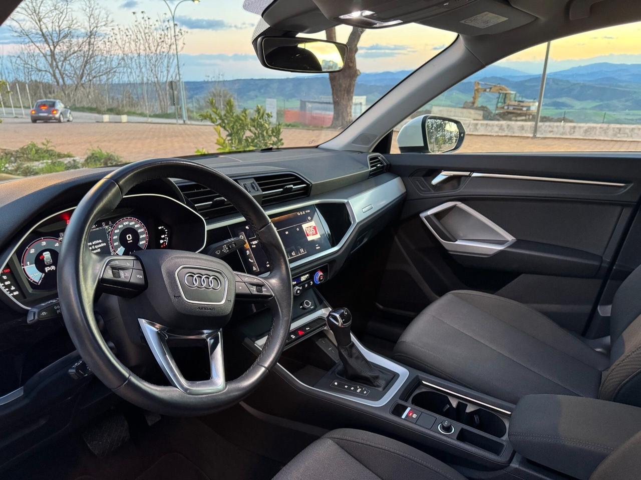 Audi Q3 35 TDI S tronic 2023
