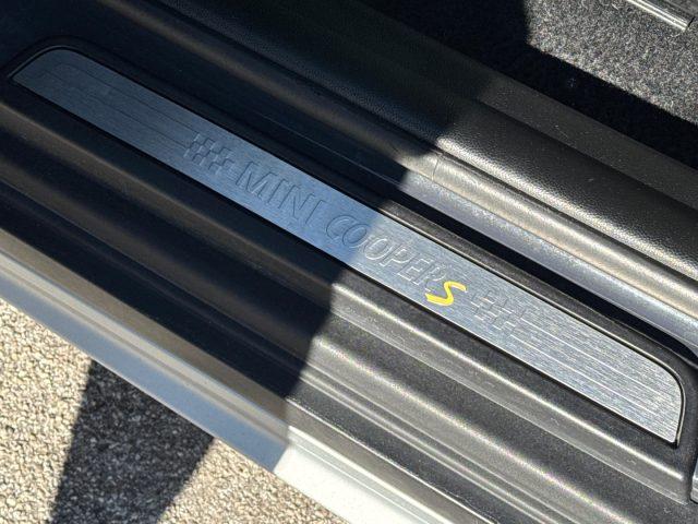 MINI Countryman 1.5 SE Business Countryman ALL4 PLUG-IN