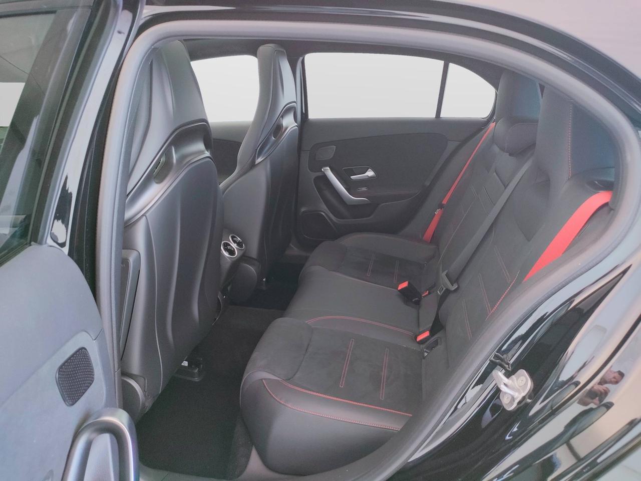 Mercedes-Benz Mercedes-AMG A 35 Racing Collection 4Matic+