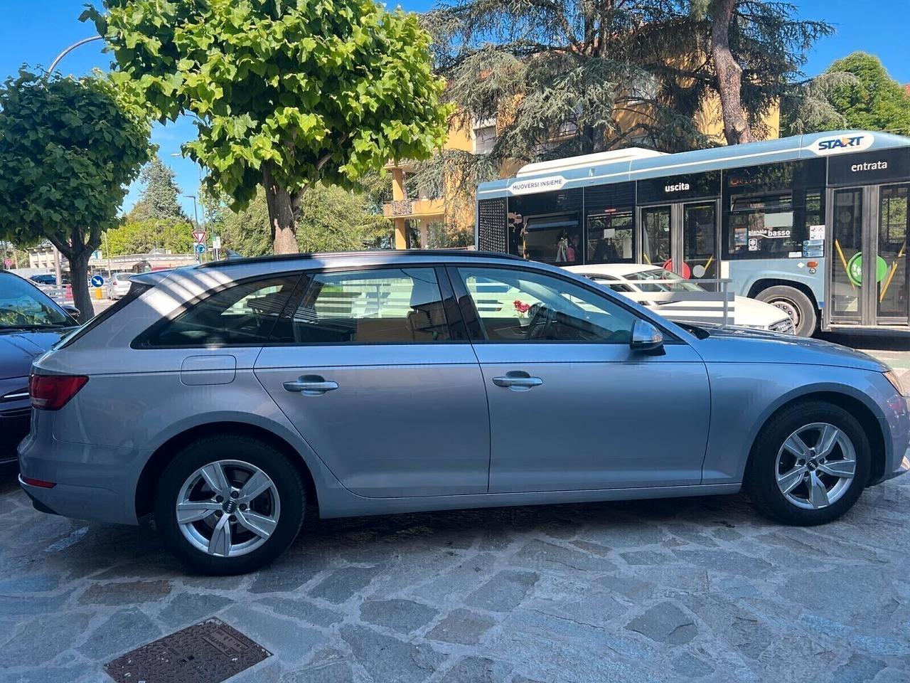 AUDI A4 AVANT 2.0 TDI 150cv S-TRONIC