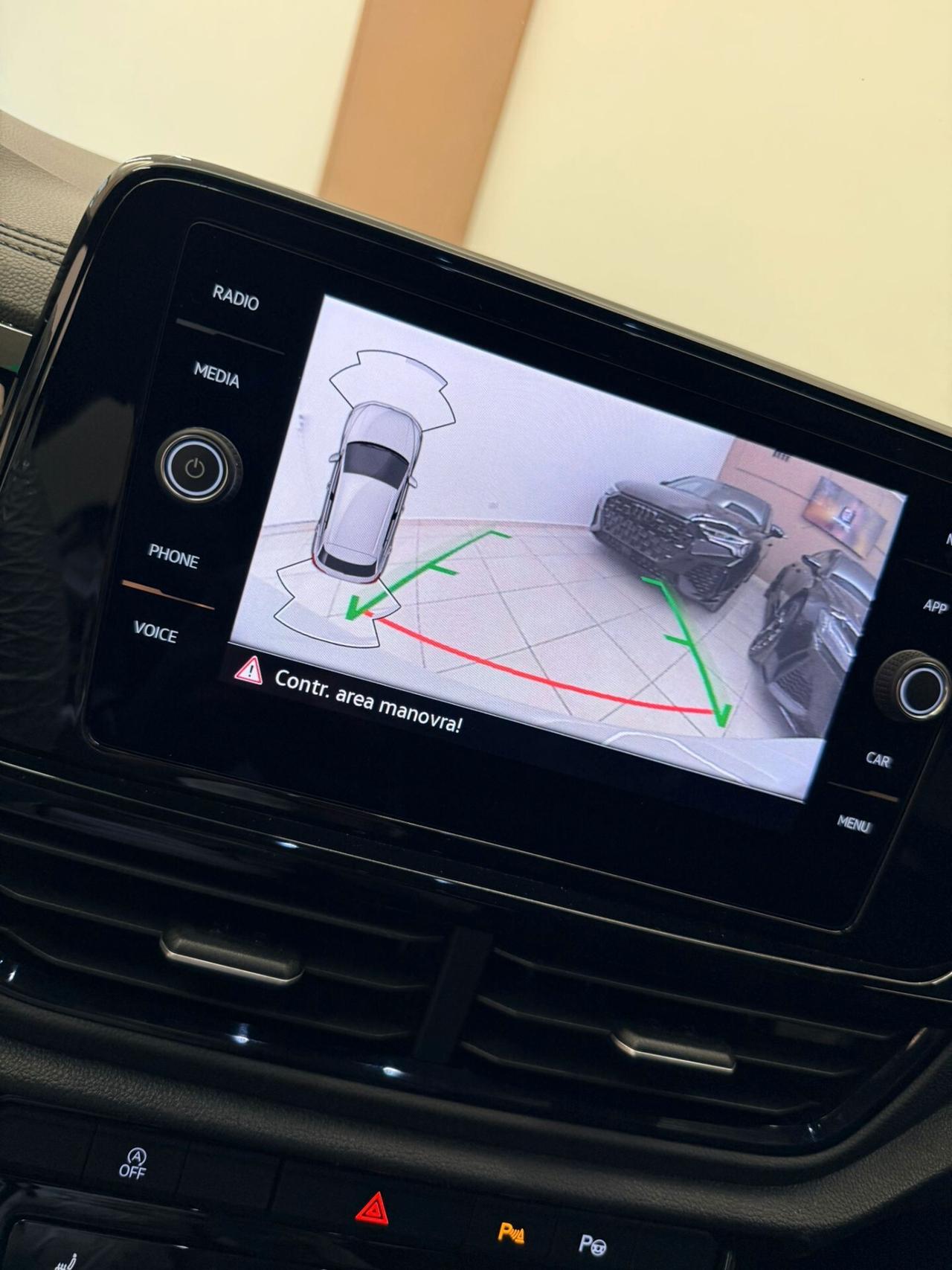 Volkswagen T-Roc 2.0 TDI SCR 150 CV DSG R-Line