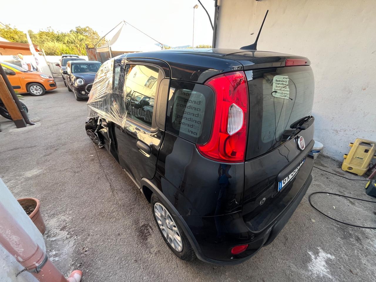 Fiat Panda 1.0 FireFly S&S Hybrid Pandina