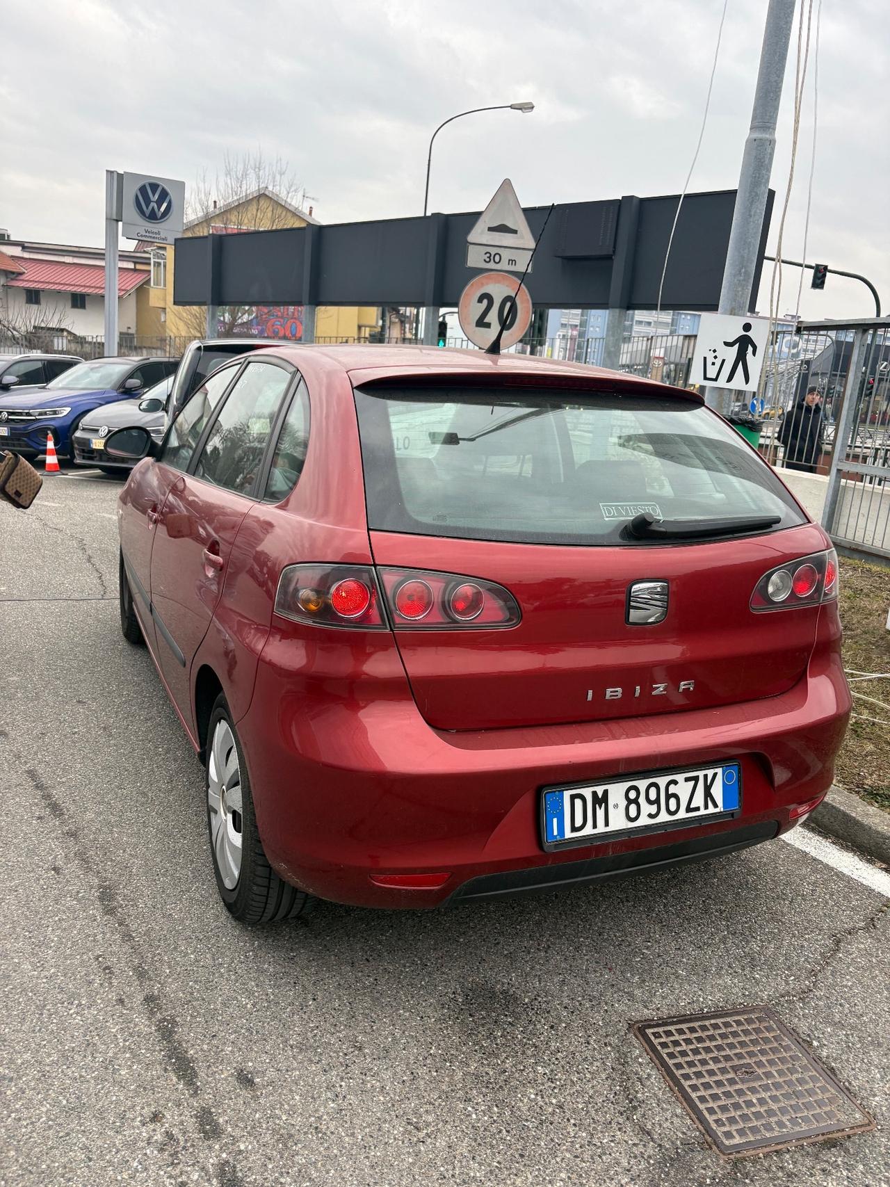 Seat Ibiza 1.2 12V 70CV 5p. Free