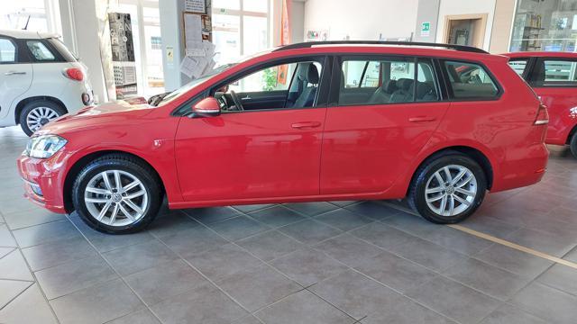 VOLKSWAGEN Golf Variant 1.6 TDI 115 CV Business BlueM. Tech.Az. Italia