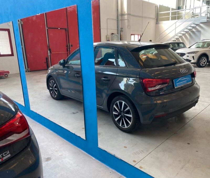 AUDI A1/S1 A1 SPB 1.4 TDI Admired