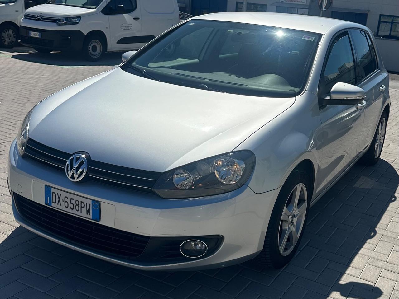 Volkswagen Golf 2.0 TDI 110CV ADATTA A NEOPATENTATI