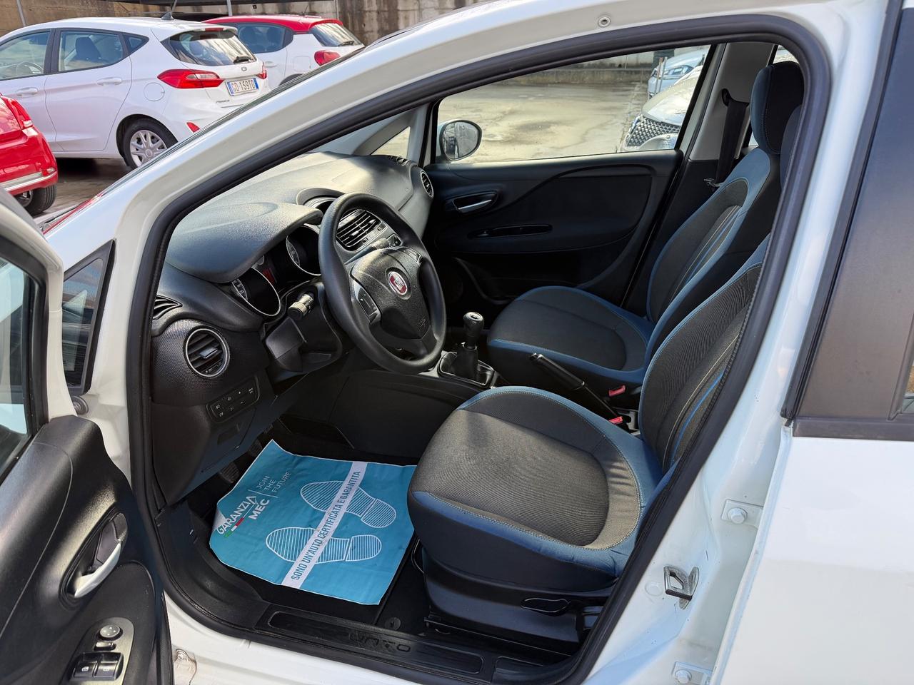 Fiat Punto 1.3 MJT II 75 CV 5 porte Street