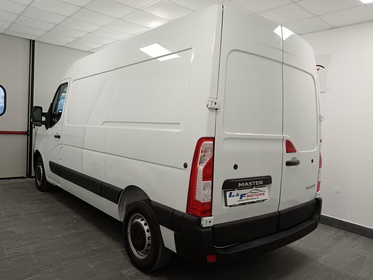 RENAULT MASTER 2.3