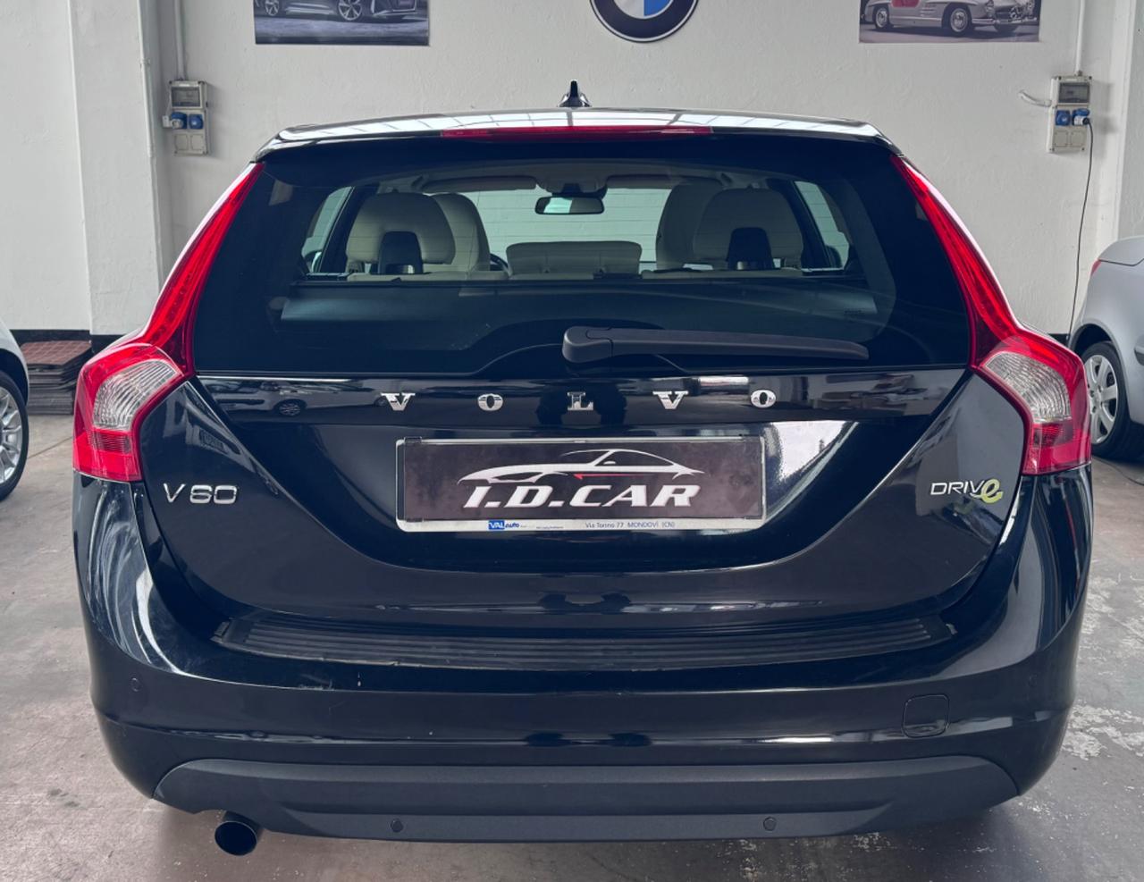 Volvo V60 D2 1.6 Powershift Summum