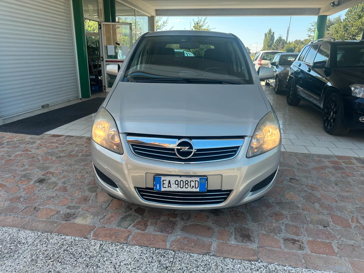 Opel Zafira 1.8 GPL 7 POSTI