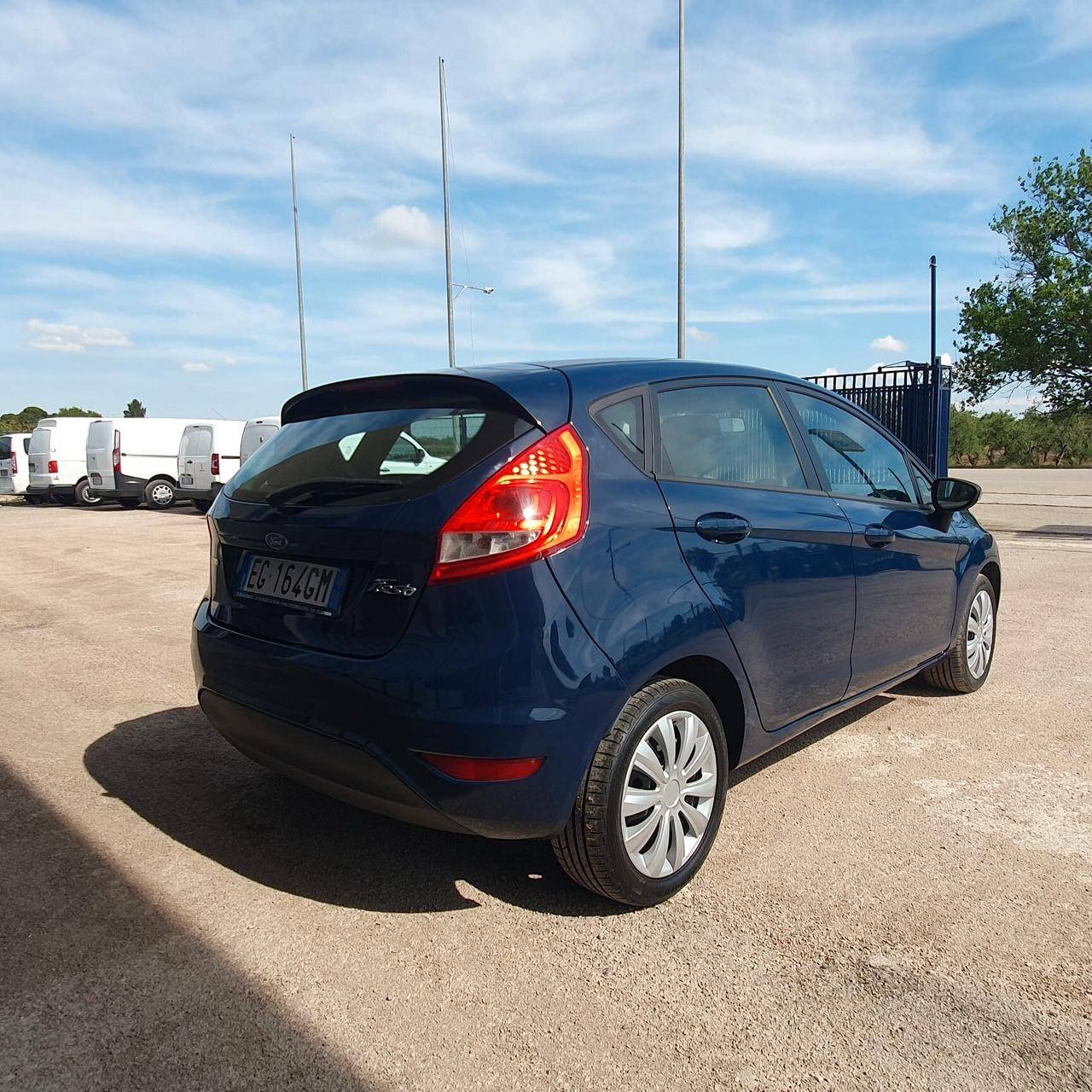 Ford Fiesta 1.4 TDCi 70CV 5 porte