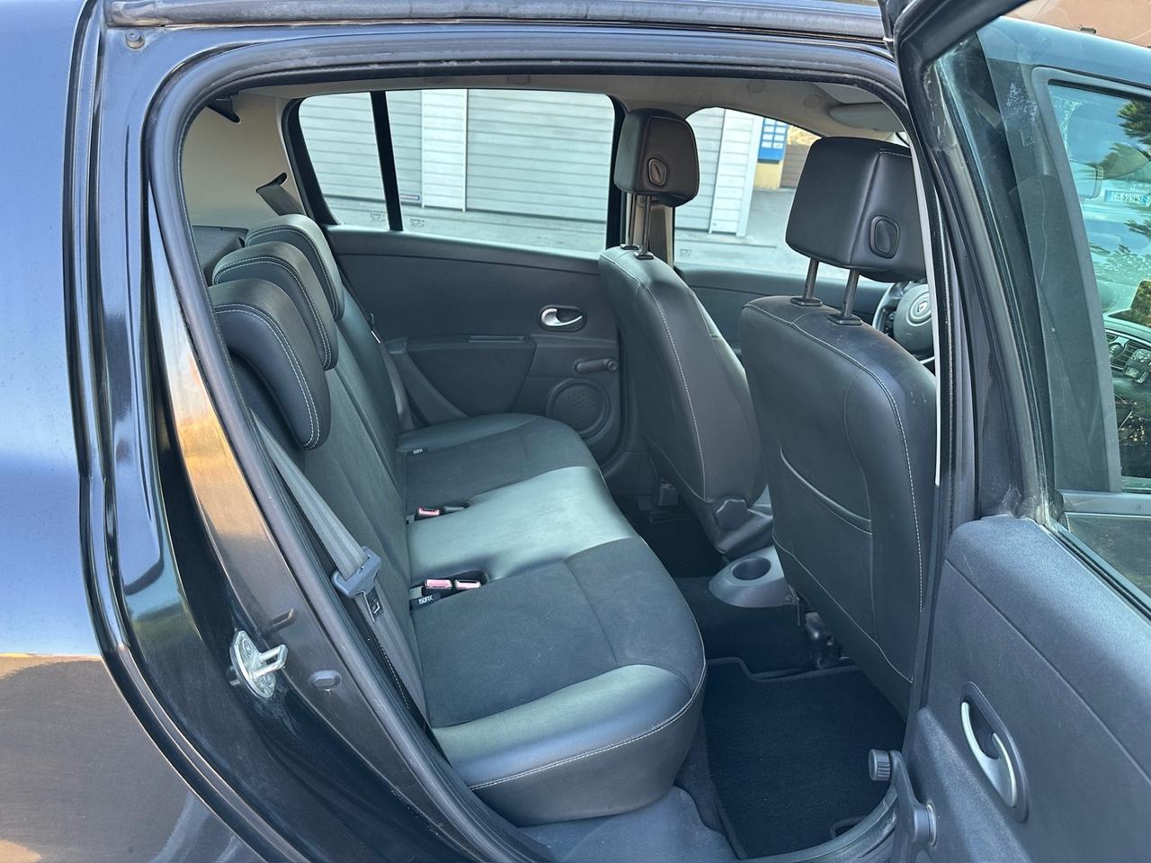 Renault Clio 1.2 16V 5 porte Live X Neopatentati