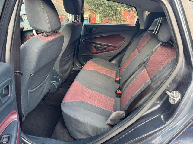 FORD Fiesta + 1.4 TDCi 68CV 5 porte