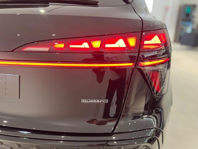 AUDI Q3 Sportback 40 TDI quattro S tronic Identity Black
