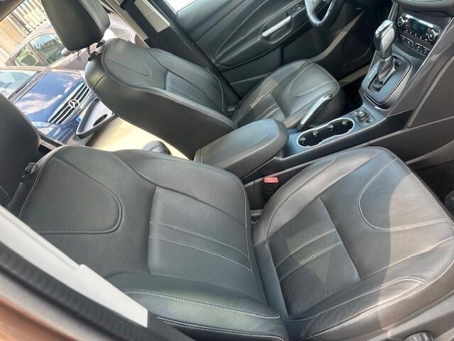 FORD KUGA X-LINE AUTOMATICO TETTO PANORAMICO , INT. IN PELLE... FULL..