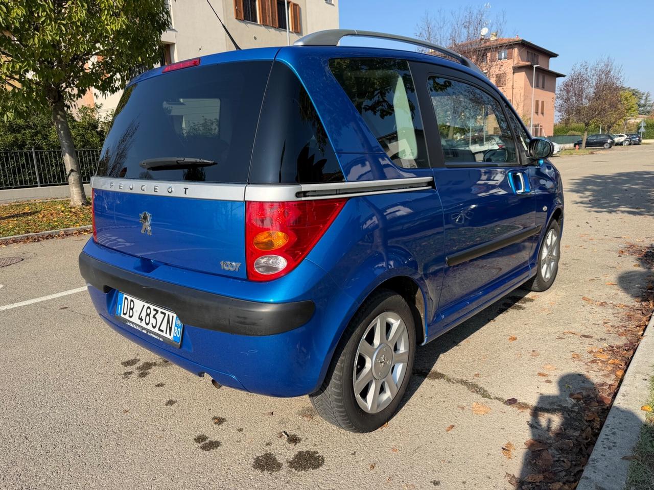 Peugeot 1007 1.4 Happy