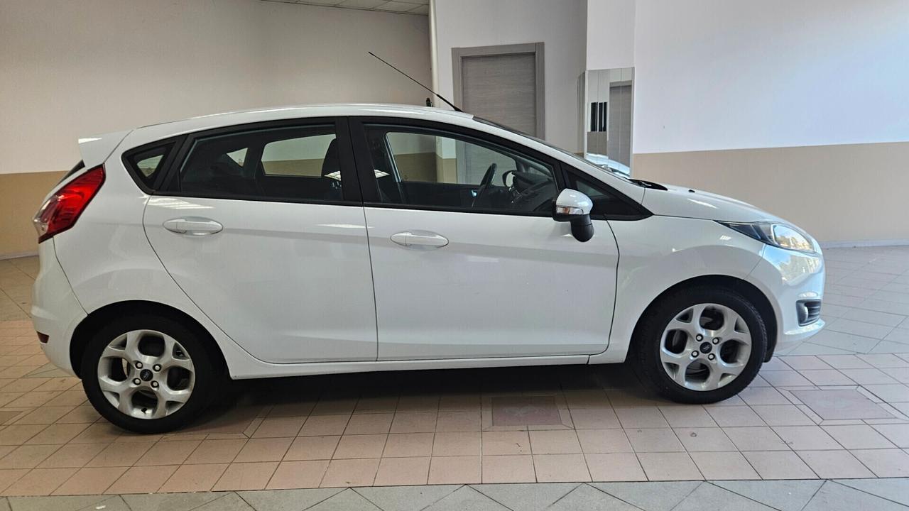 Ford Fiesta Plus 1.5 TDCi 75CV 5 porte