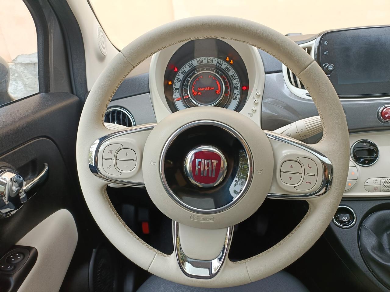 Fiat 500 1.0 Hybrid Dolcevita