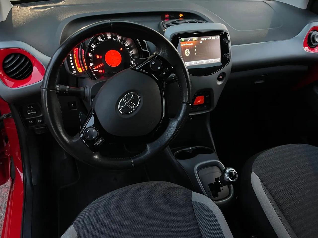 TOYOTA AYGO AUTOMATICA *VETTURA ITALIANA*