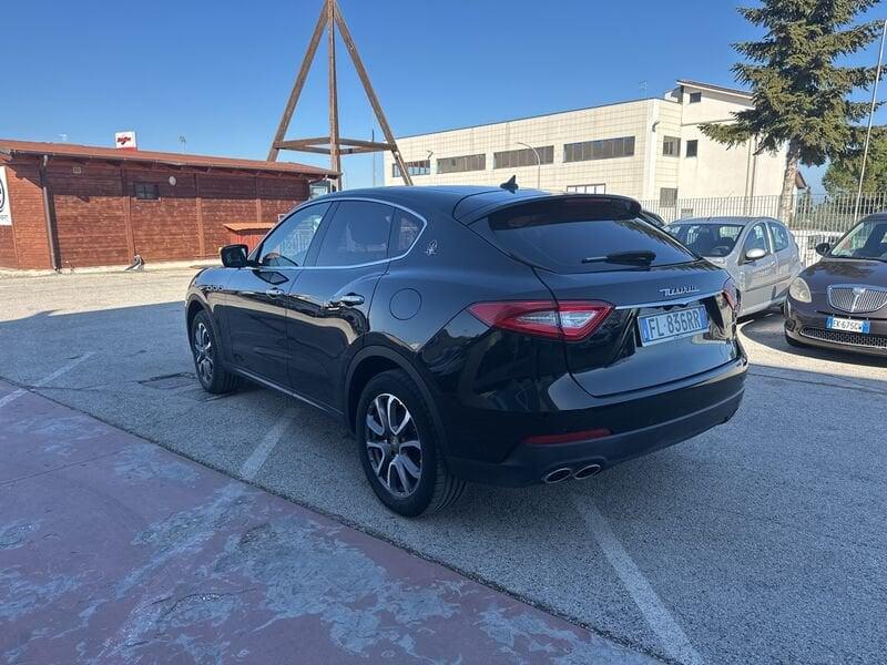 Maserati Levante V6 Diesel 275 CV AWD