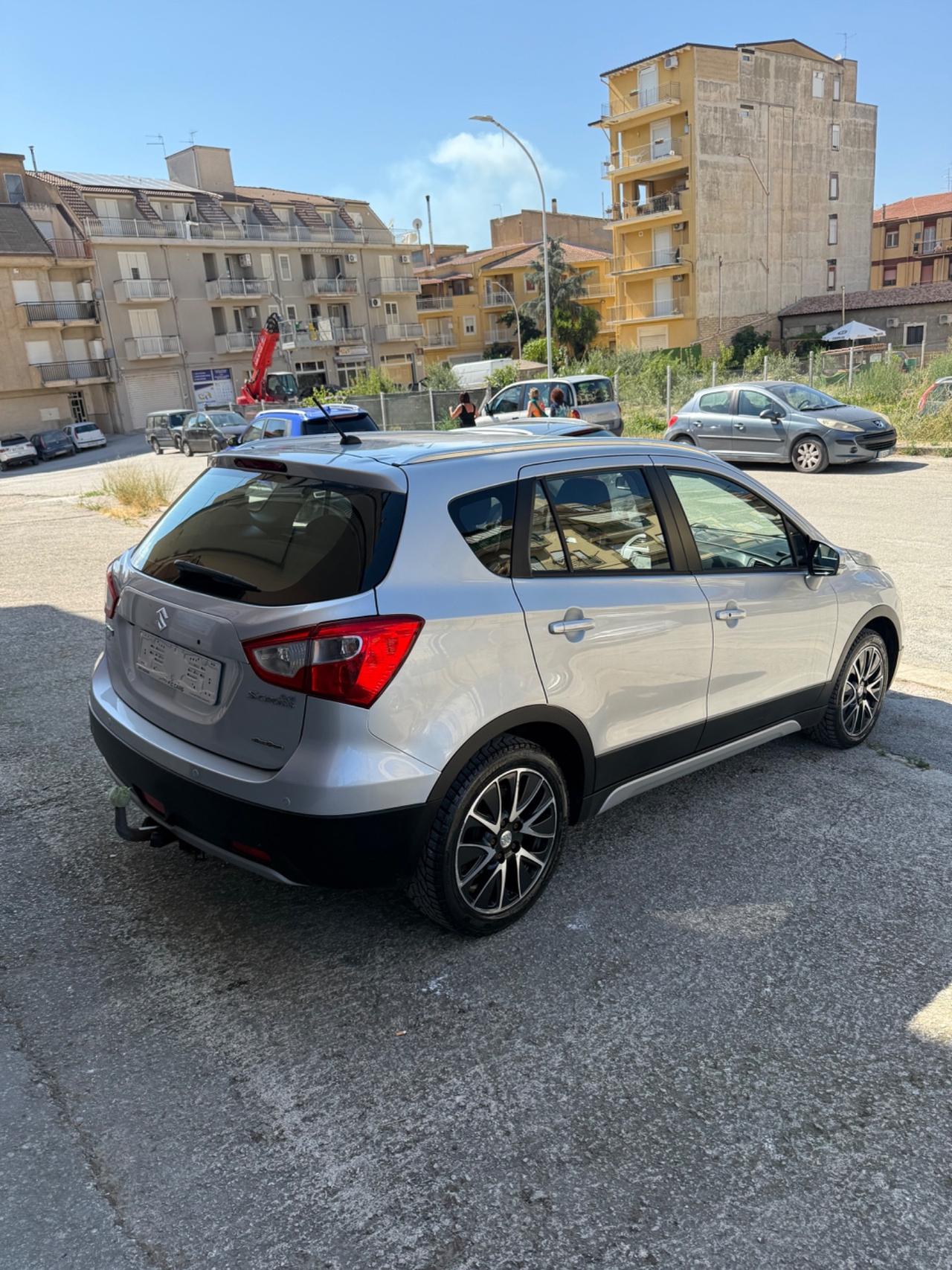Suzuki S-Cross 1.6 DDiS 4WD All Grip Top