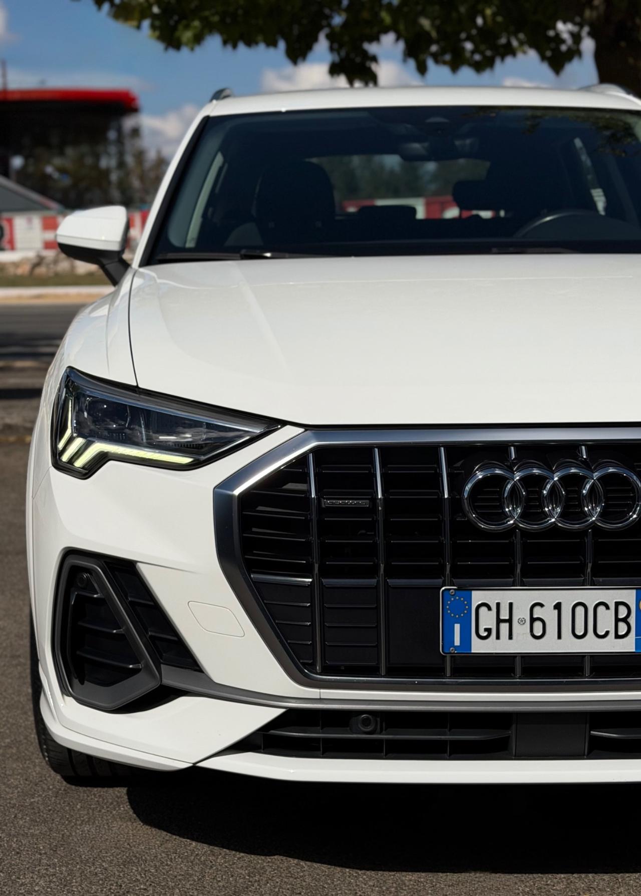 Audi Q3 40 2.0 Tdi Quattro 200CV SLINE Stronic