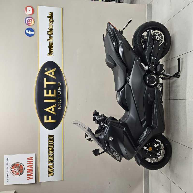 Yamaha T-Max 560 - 2022