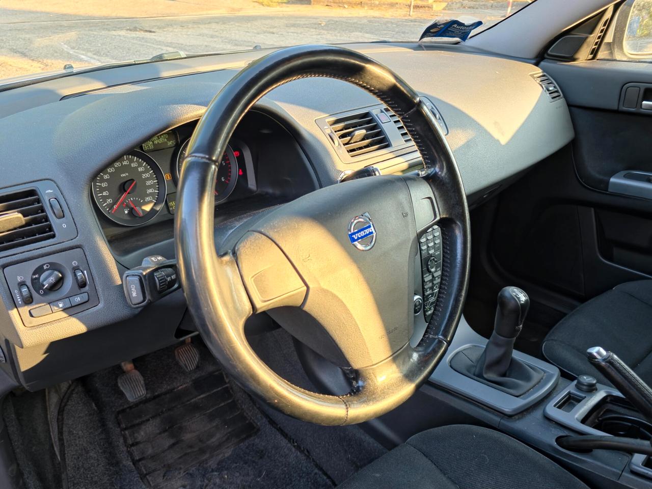 Volvo V50 D2 R-design CV-114 E5 Manuale NEO 2012