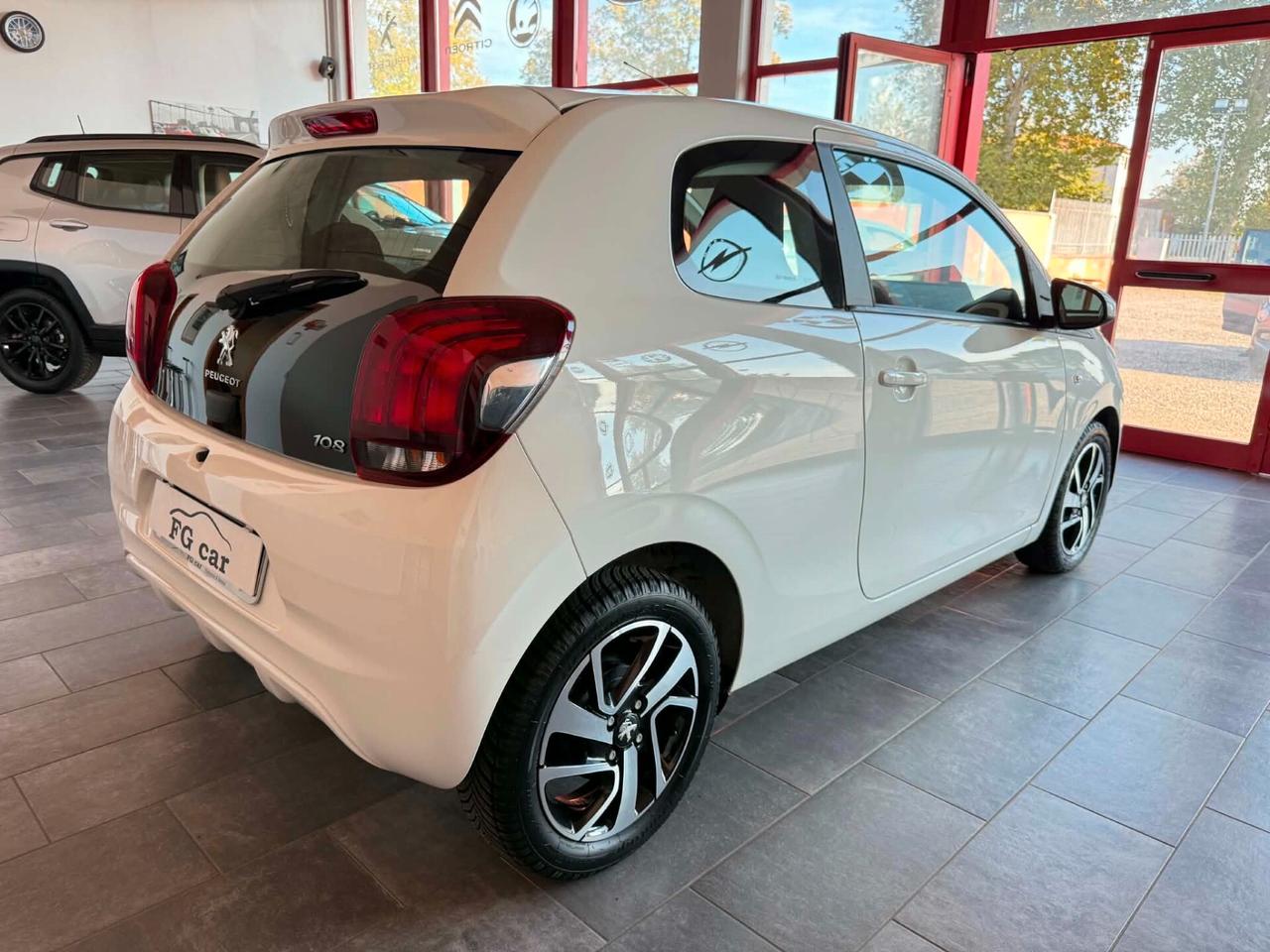 Peugeot 108 1.2 82Cv 3 porte Allure NEOPATENTATI
