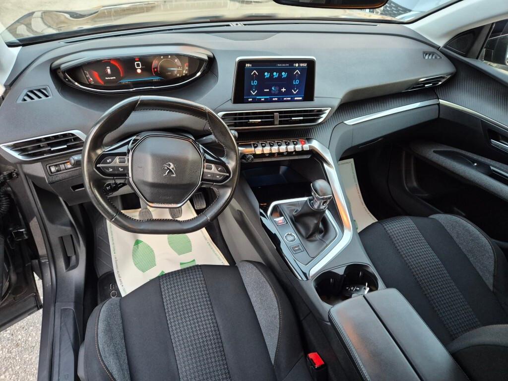 Peugeot NEW 3008 BlueHDi 130CV MANUALE