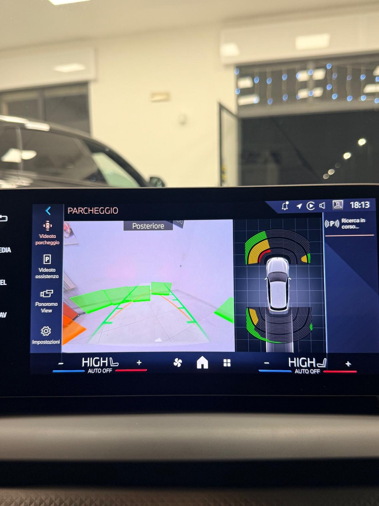 Bmw 118 118d MSport design LUCI SOFFUSE,APPLE CARPLAY,TELECAMERA.NAVI,GARANZIA UFFICIALE 24 MESI