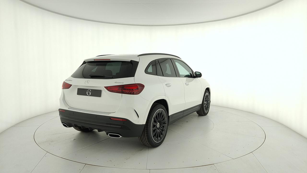 Mercedes-Benz GLA 200 d Automatic 4MATIC