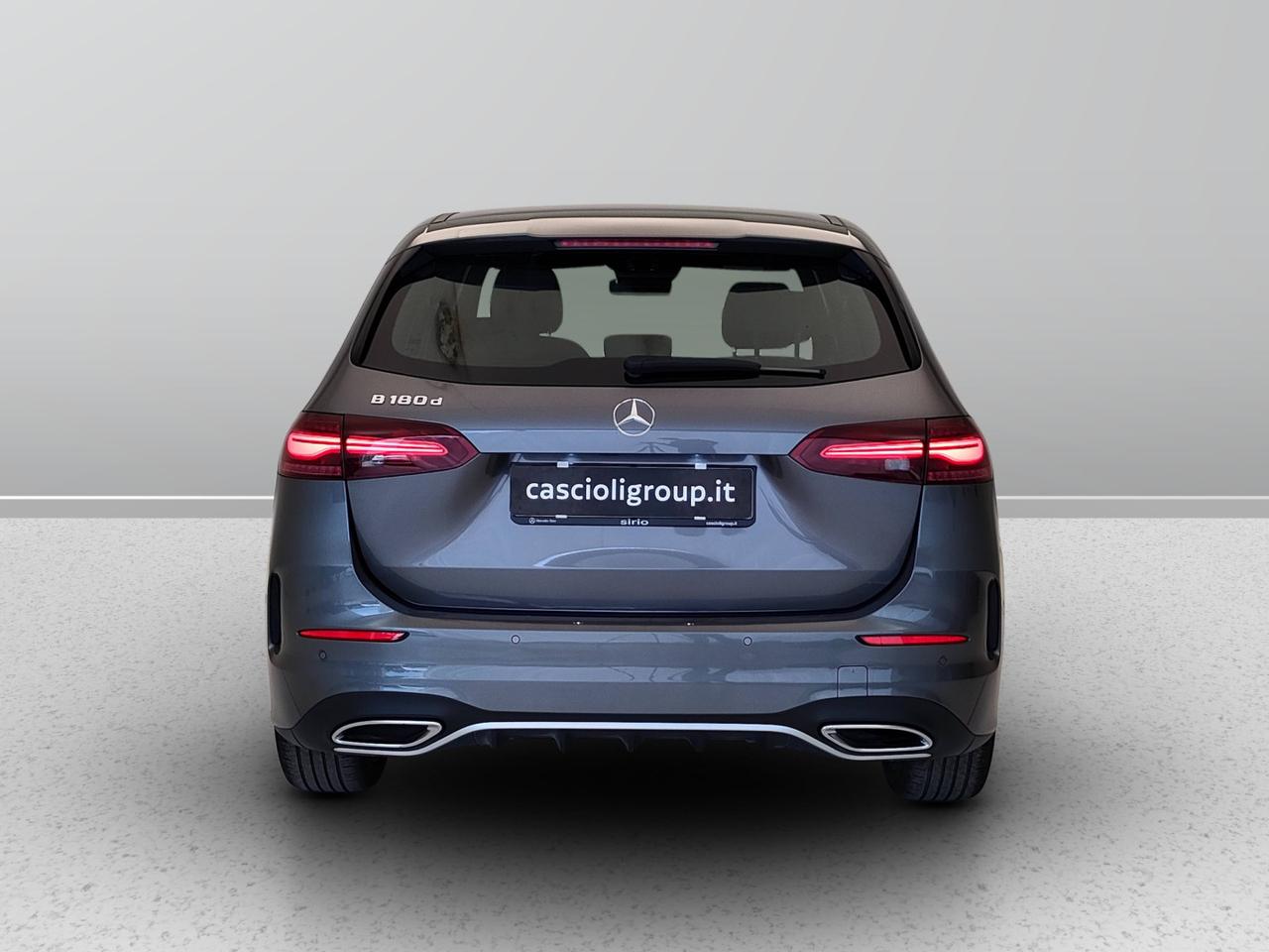 Mercedes-Benz Classe B - W247 2023 - B 180 d AMG Line Advanced Plus auto